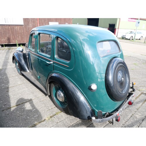 398 - A 1938 Standard Flying Ten Saloon registered AUT 433. This pre-war classic car has a 1141cc side-val... 