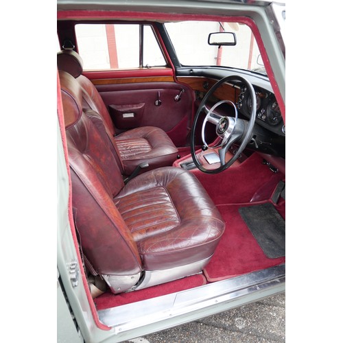 401 - A 1968 Rover P5B 3.5 Litre Saloon. Rover V8 Buick-derived engine with automatic transmission -  Gear... 