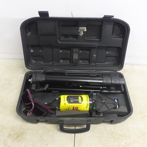 5003 - An Inventek professional self adjusting laser level in case