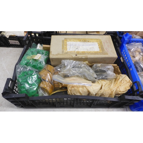 5016 - 6 plastic trays and a cardboard box of assorted piano tuning parts and tools