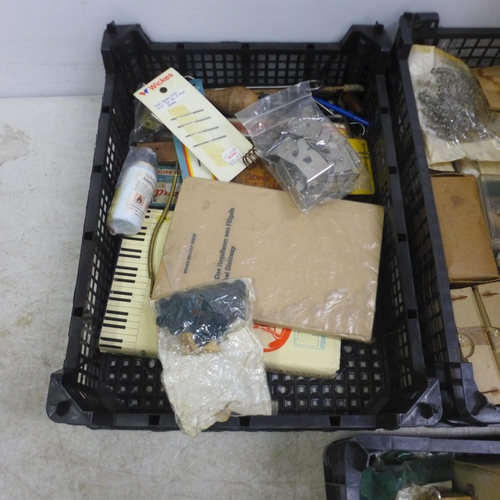 5016 - 6 plastic trays and a cardboard box of assorted piano tuning parts and tools