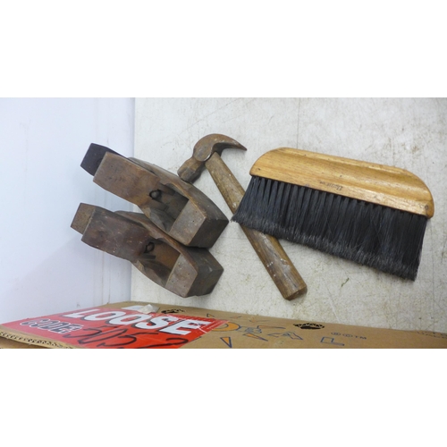 5017 - 2 boxes of assorted hand tools containing mainly wood and metal working tools including saws, hammer... 