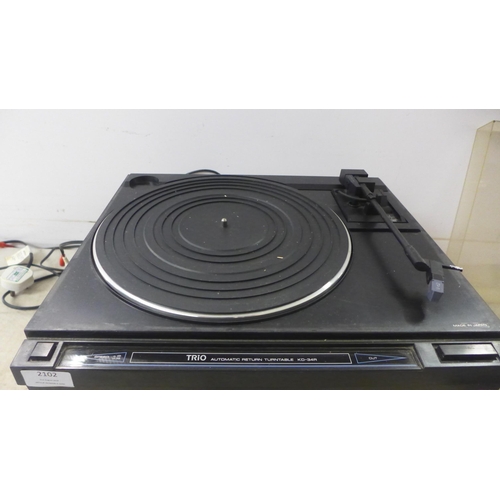 5122 - A quantity of stereo equipment including a Trio KD-34R Automatic return turntable, a Technics ST-610... 