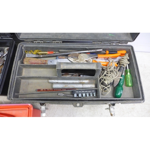 5020 - 3 plastic tool boxes, all sold with a selection of assorted hand tools