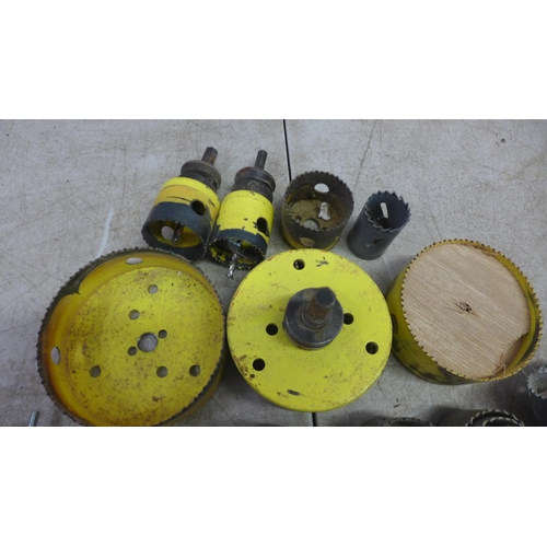 5024 - A quantity of assorted hole saw cutting bits