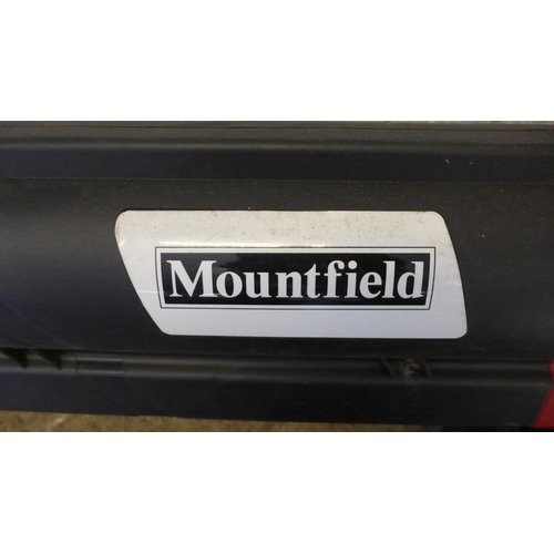 5169 - A Mountfield BE2800 2800w electric garden blower/ vacuum with collector bag