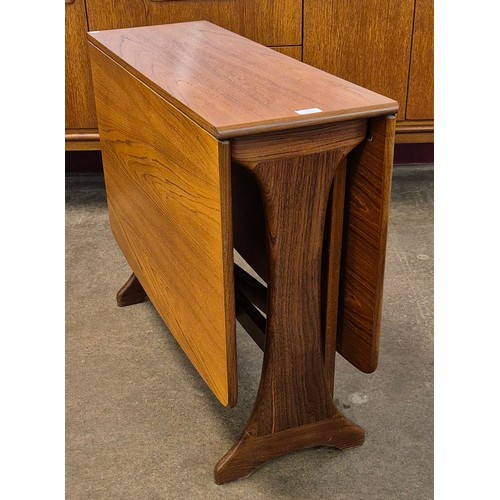 32 - A G-Plan Fresco teak drop-leaf table