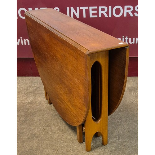 39 - A Jentique teak drop-leaf table