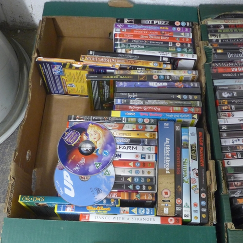 5041 - A box of horror genre DVDs including Hammer, Dracula, Halloween, Blair Witch, American Horror Story,... 