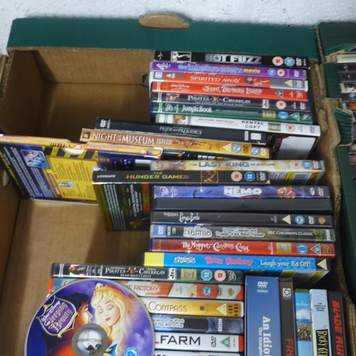 5041 - A box of horror genre DVDs including Hammer, Dracula, Halloween, Blair Witch, American Horror Story,... 