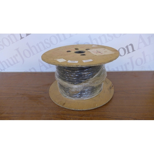 5175 - A large roll of Lineax wire