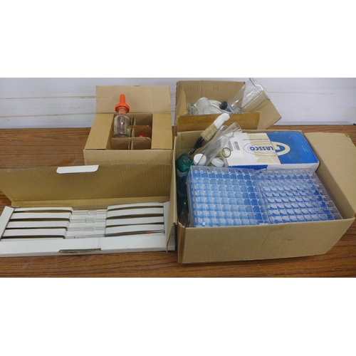 5312 - A quantity of laboratory equipment including pipettes, glass flasks and beakers, sample pots, test t... 