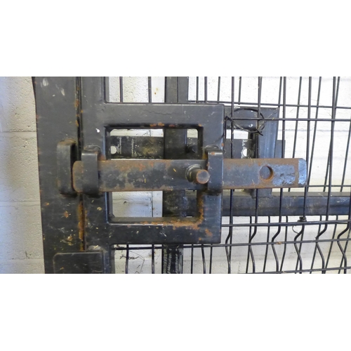 5206 - A pair of heavy duty steel security gates with freestanding gate posts