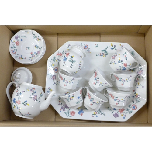 1018 - Laura Ashley Chinese Silk china **PLEASE NOTE THIS LOT IS NOT ELIGIBLE FOR IN-HOUSE POSTING AND PACK... 