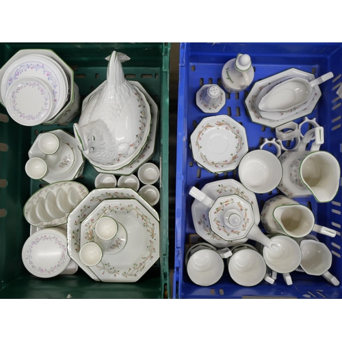 1021 - Two boxes of Eternal Beau dinnerwares **PLEASE NOTE THIS LOT IS NOT ELIGIBLE FOR IN-HOUSE POSTING AN... 