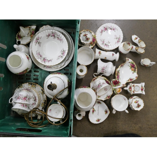 1036 - A collection of Royal Albert china, assorted patterns **PLEASE NOTE THIS LOT IS NOT ELIGIBLE FOR IN-... 