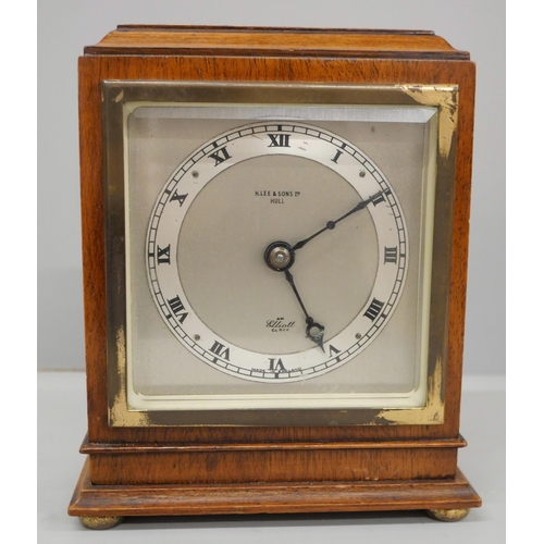 619 - An Elliott mantel clock