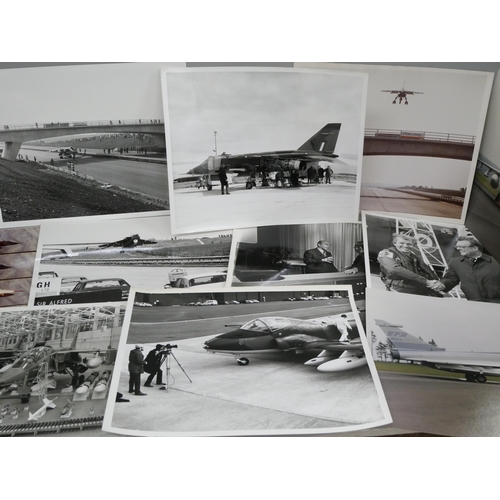 623 - An interesting collection of aviation photographs, jets, jet prototypes, includes a series of images... 