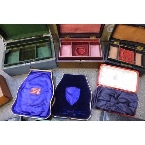 730 - A collection of empty jewellery boxes including Victorian