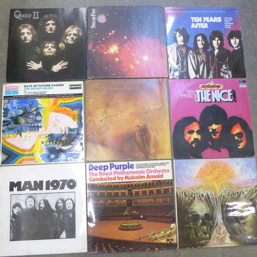 735 - A collection of prog rock/rock LP records, (30)