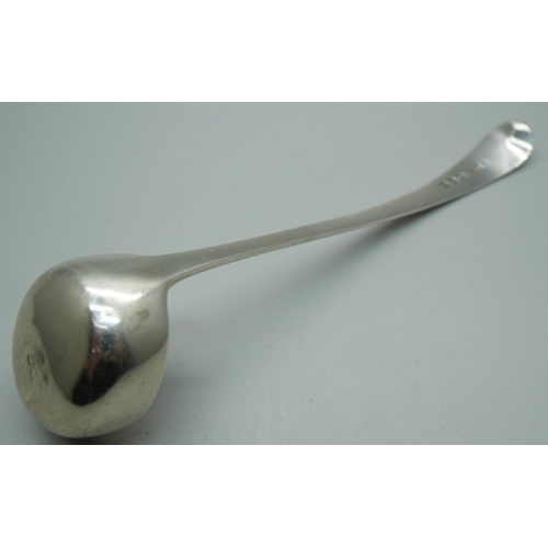 836 - A small silver ladle, London 1806, Richard Crossley, 37g