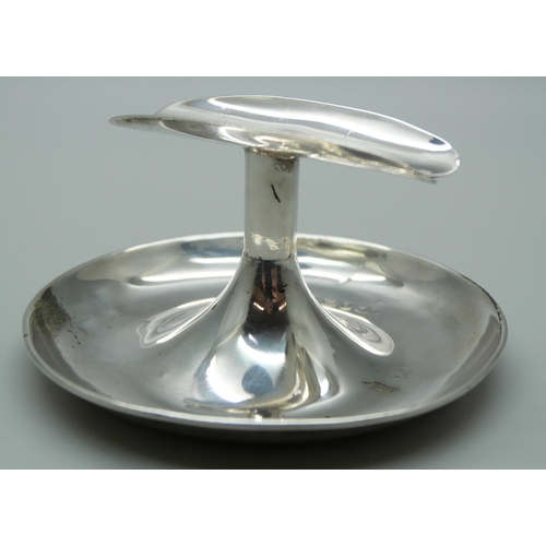 839 - A silver cigar rest by Deakin and Francis, Birmingham 1904, 20.6g