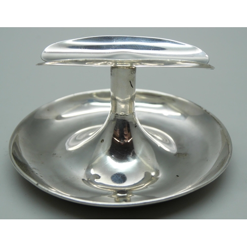 839 - A silver cigar rest by Deakin and Francis, Birmingham 1904, 20.6g