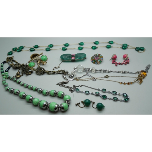 851 - A collection of vintage Czechoslovakian costume jewellery