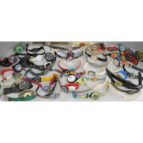 858 - A large collection of vintage Swatch wristwatches, including 1980s, some a/f