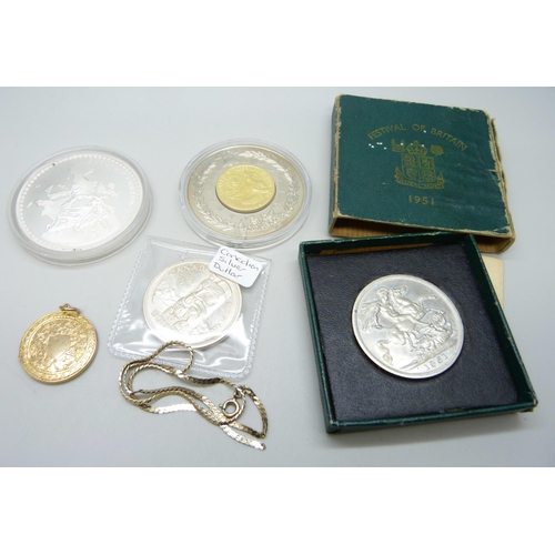 903 - A yellow metal locket, a chain, a/f, and coins including a Canadian silver dollar