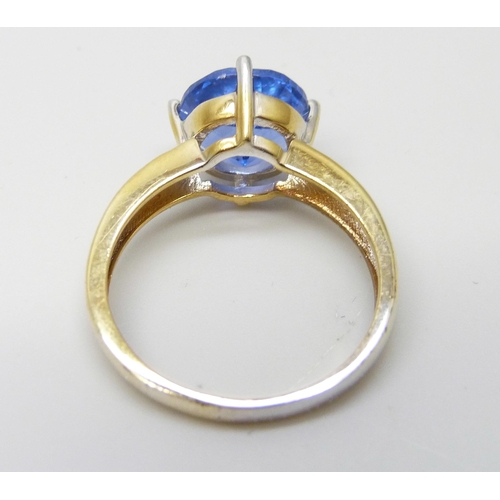 912 - A silver gilt London blue fluorite set ring, S