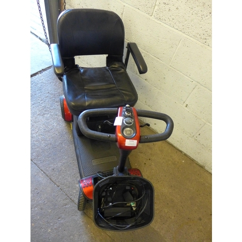 5191 - A Go-Go Elite Traveller Plus mobility scooter - with key and charger