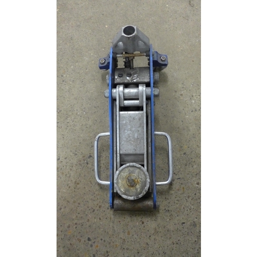 5244 - Two trolley jacks including a Clarke Strong-Arm 2.25 tonne low entry jack and one other