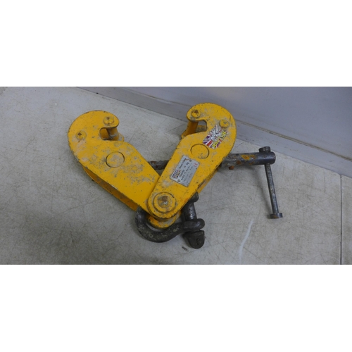 5092 - A vintage Rotolift lifting winch, a vintage Yale lifting winch and a Raptor beam clamp