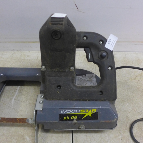 5093 - A Woodstar PB06 240v hand held band saw