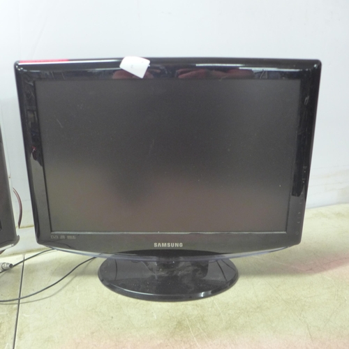 5102 - Two Samsung TVs, 22