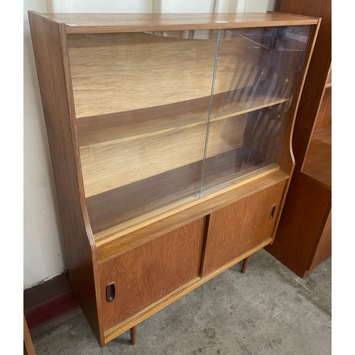 60 - A teak bookcase