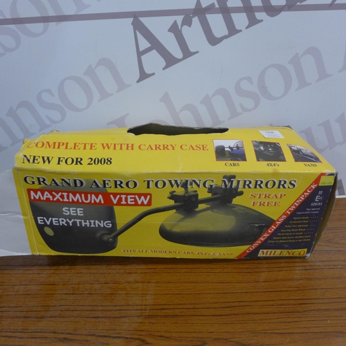 5299 - A Melenco wheel clamp with key, a pair of Melenco towing mirrors and a set of ramps and grips and a ... 