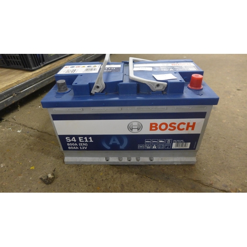 5304 - A Bosch S4 E11 (tested to show 13V) car battery