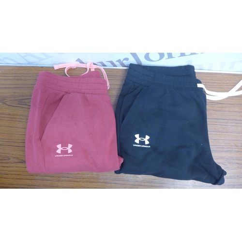 5306 - 1 pair of Under Armour tracksuit bottoms, black, size XL and 1 pair of Under Armour tracksuit bottom... 