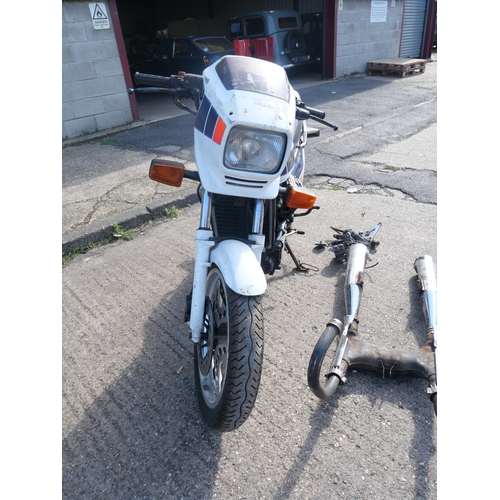 402 - A 1986 Honda CX650E Motorcycle. A rare 1980s classic bike for restoration or spares. Only around 500... 