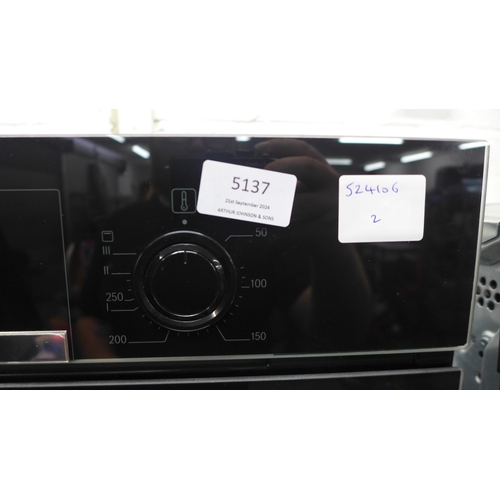 5137 - A Bosch Series 4 single integrated oven - model HBS534BBOB