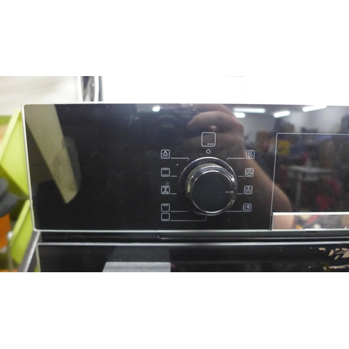 5137 - A Bosch Series 4 single integrated oven - model HBS534BBOB