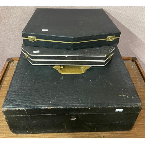 324 - A large collection of wooden boxes, treen etc.