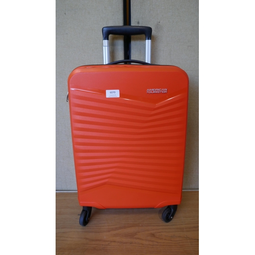 6070 - American Tourister Jet Driver Carry on 55cm 4 Wheel Spinner Hardside Suitcase  (335-290) *This lot i... 