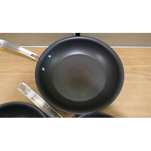 6145 - Kirkland Signature Frying Pans 3 pack        (334-251) *This lot is subject to Vat