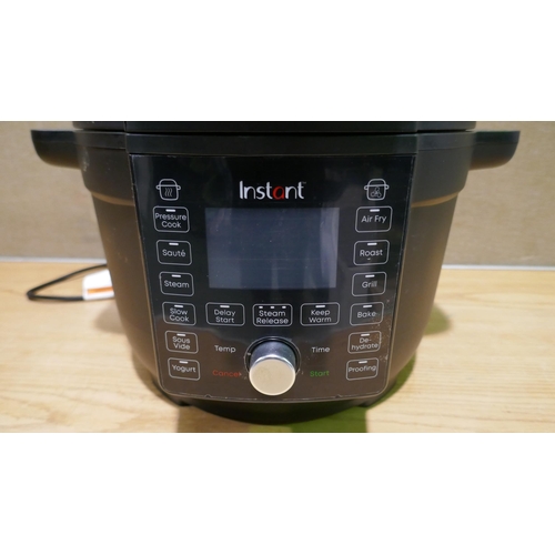 6233 - Instant Pot One Lid  6.2L, Original RRP £159.99 + Vat (335-376) *This lot is subject to Vat