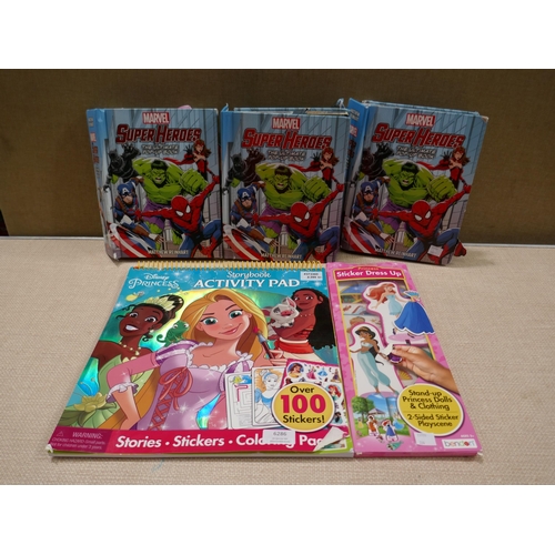 6158 - 3 x The Marvel Superheroes Books And Disney Pad - Damaged (334-185,186,187) *This lot is subject to ... 