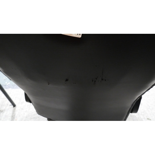 6193 - La-Z-Boy Air Exec Chair (Damaged)   - This lot requires a UK adapter (334-90) *This lot is subject t... 