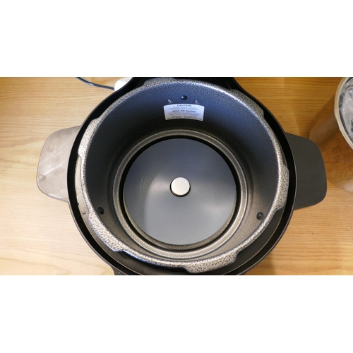 6032 - Instant Pot One Lid      6.2L , Original RRP £159.99 + Vat (335-445) *This lot is subject to Vat